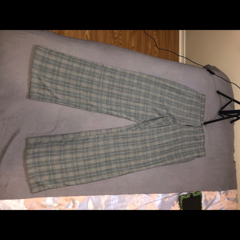 Pants - Picture 4 of 6